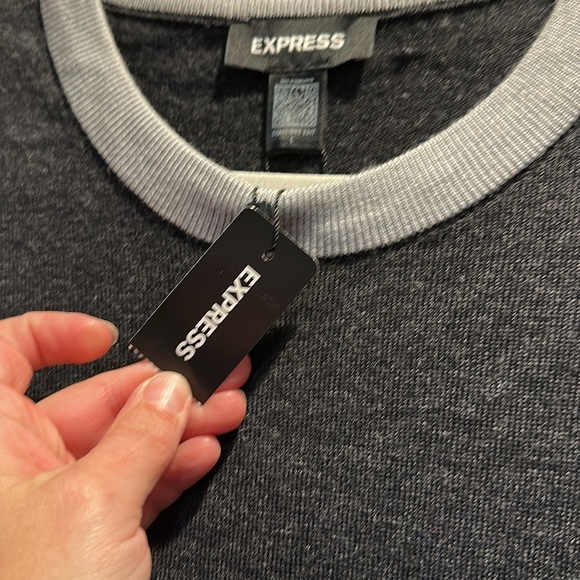 NWT! Express Men’s Merino Wool Gray Colorblock Crew Sweater L - Picture 4 of 8